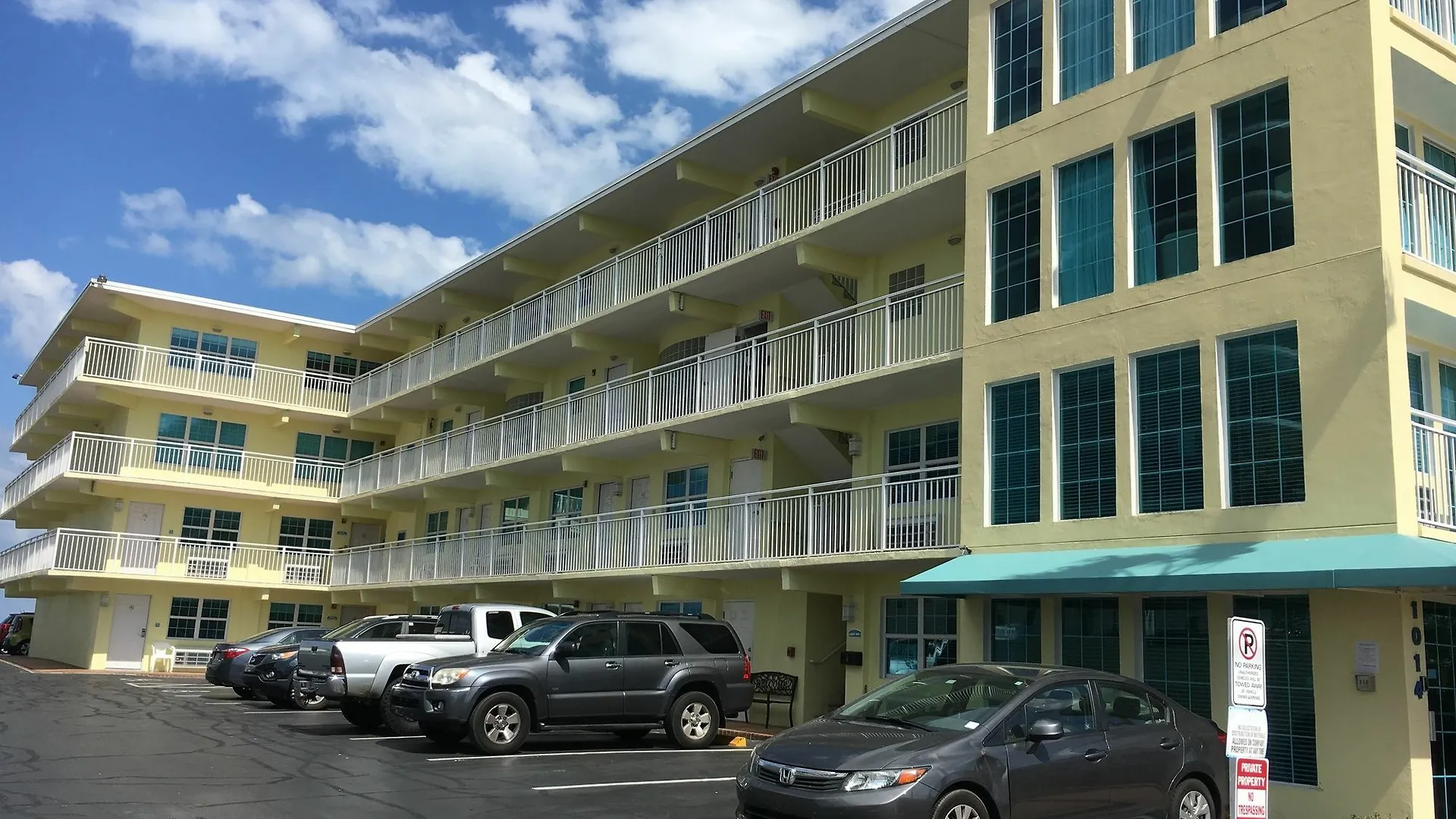 Sea Shells Beach Club Daytona Beach USA